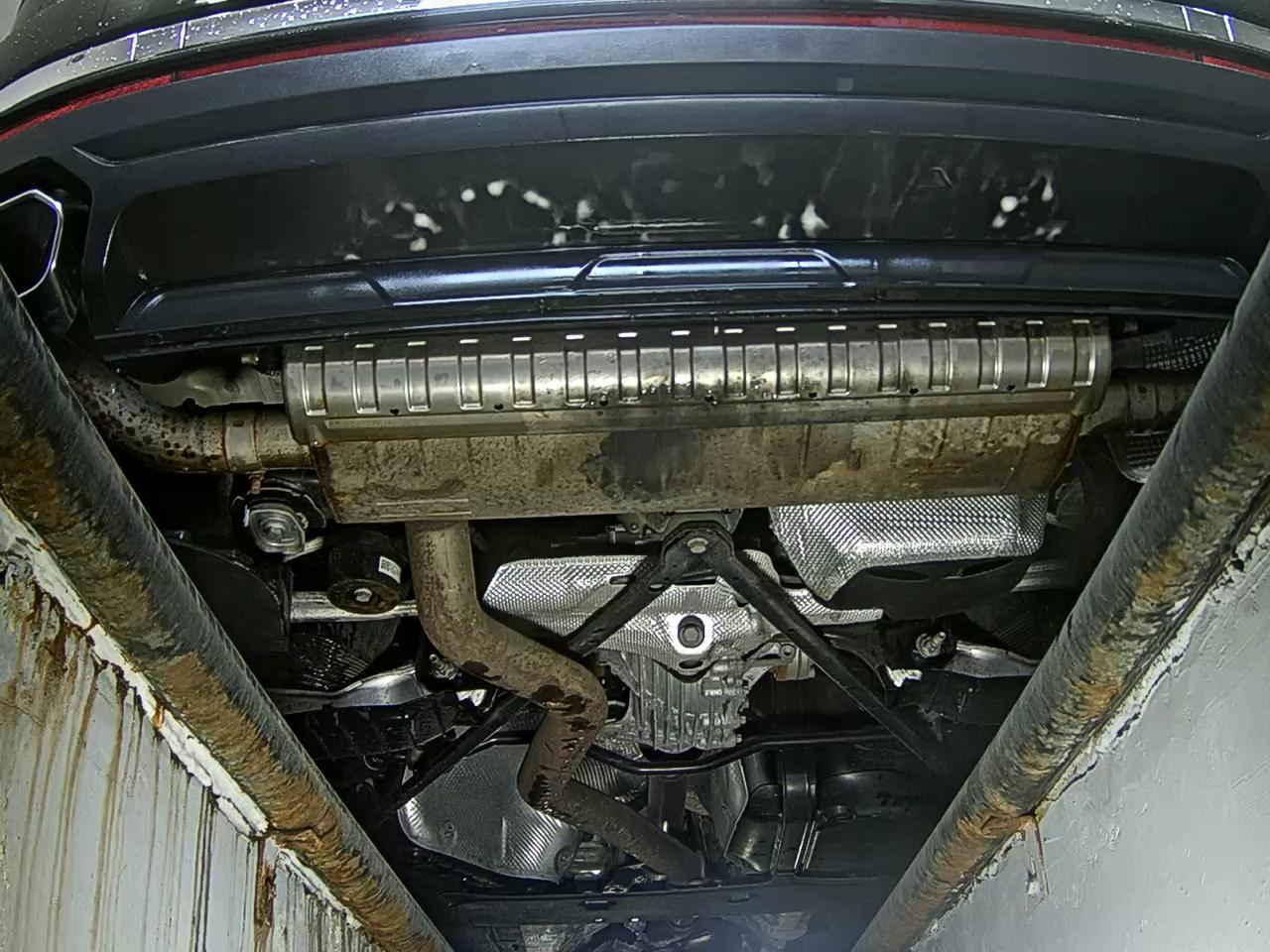 VOLKSWAGEN 투아렉 - 7