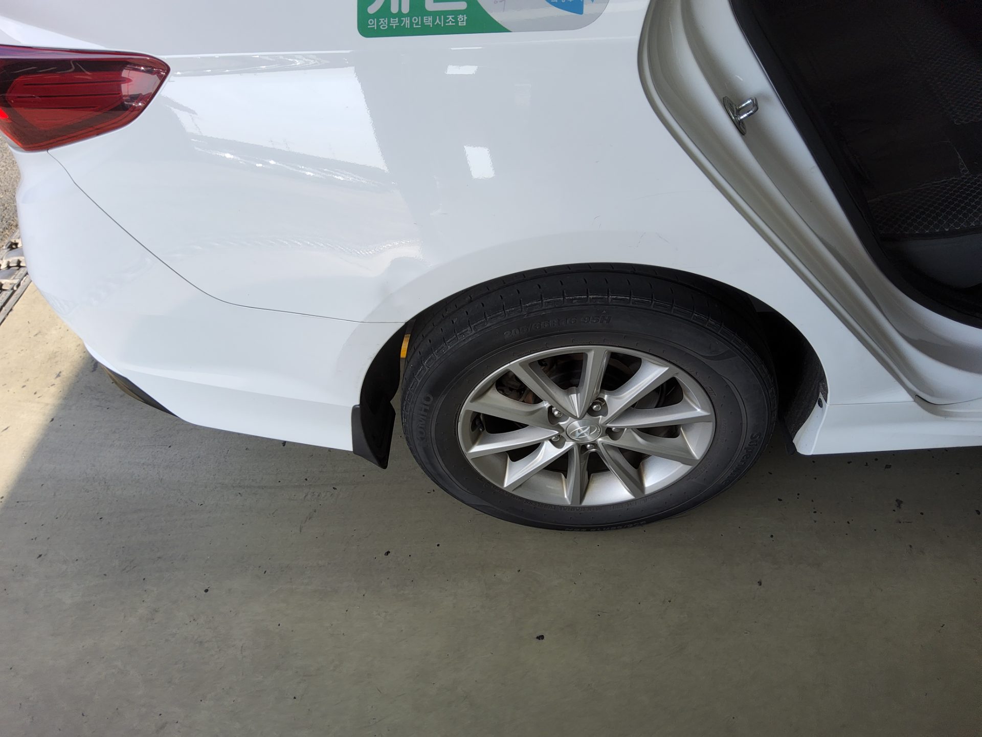 Hyundai Sonata - 20