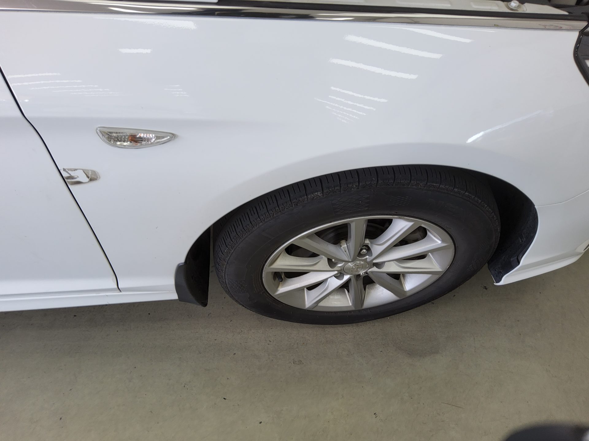 Hyundai Sonata - 19