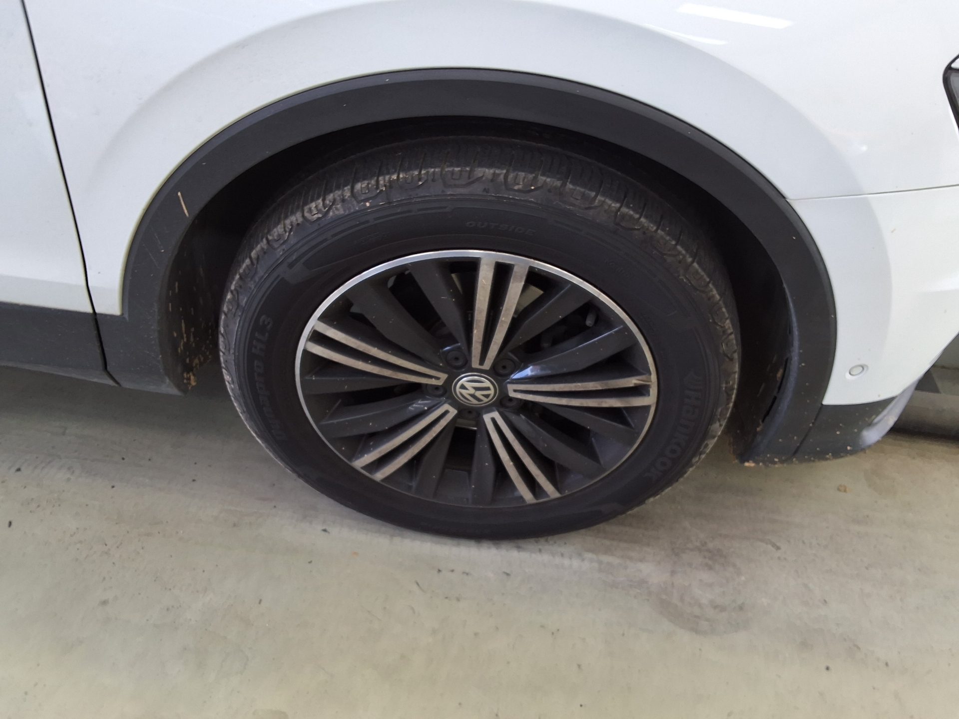 Volkswagen Tiguan - 20