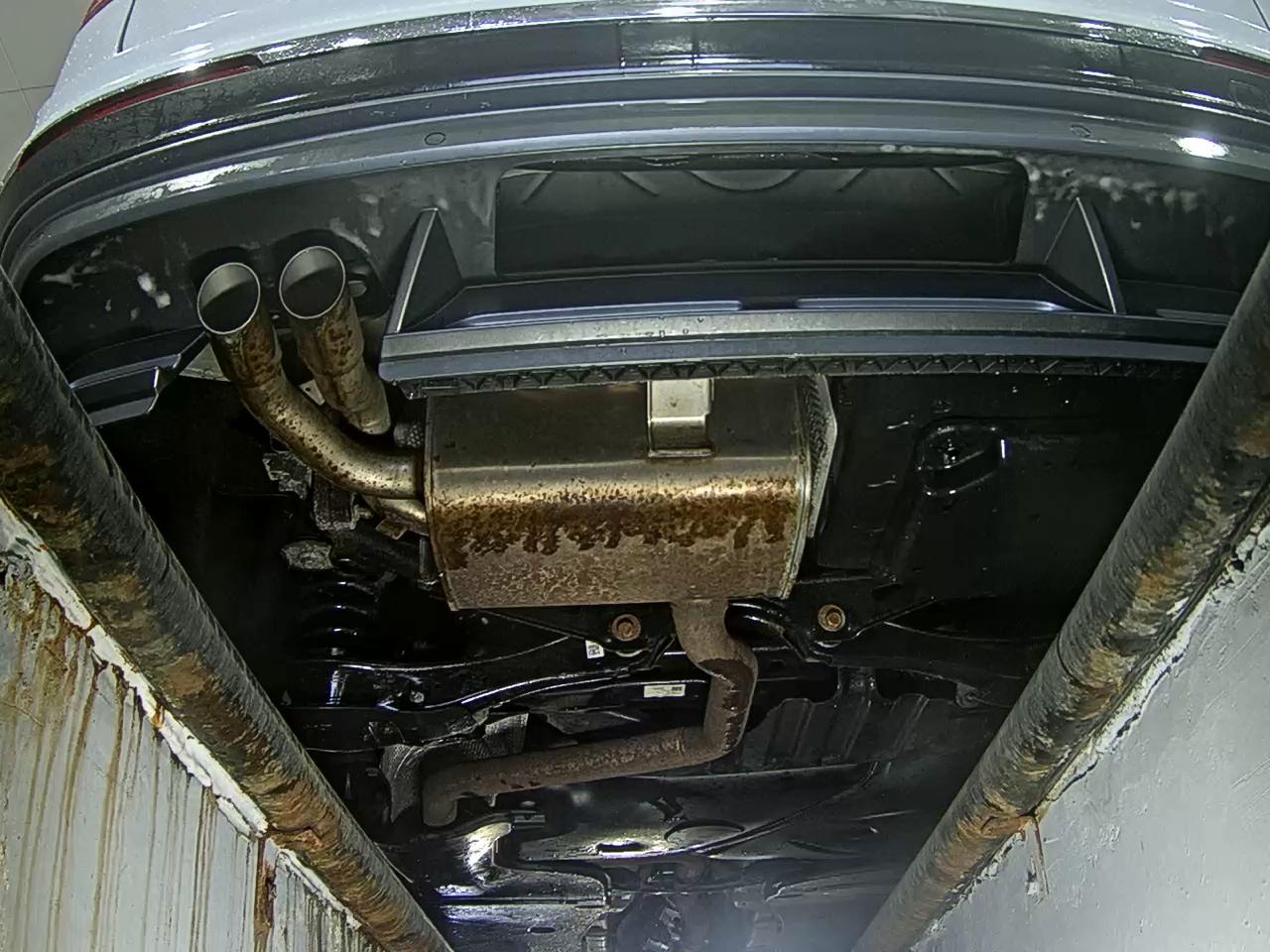 Volkswagen Tiguan - 7