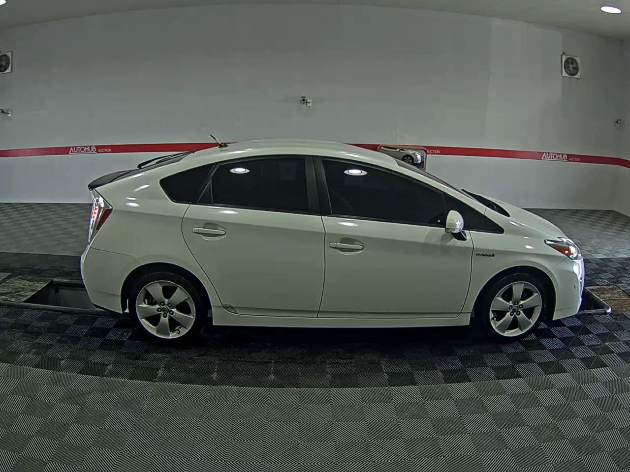 TOYOTA 프리우스 - 3