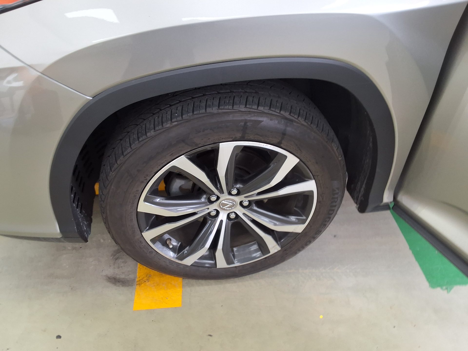 LEXUS RX - 18