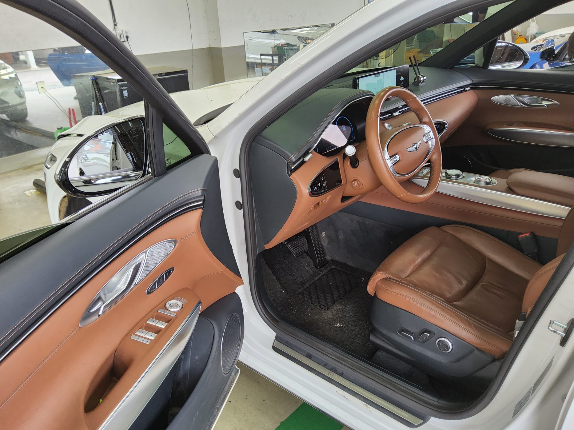 Genesis GV70 - 9