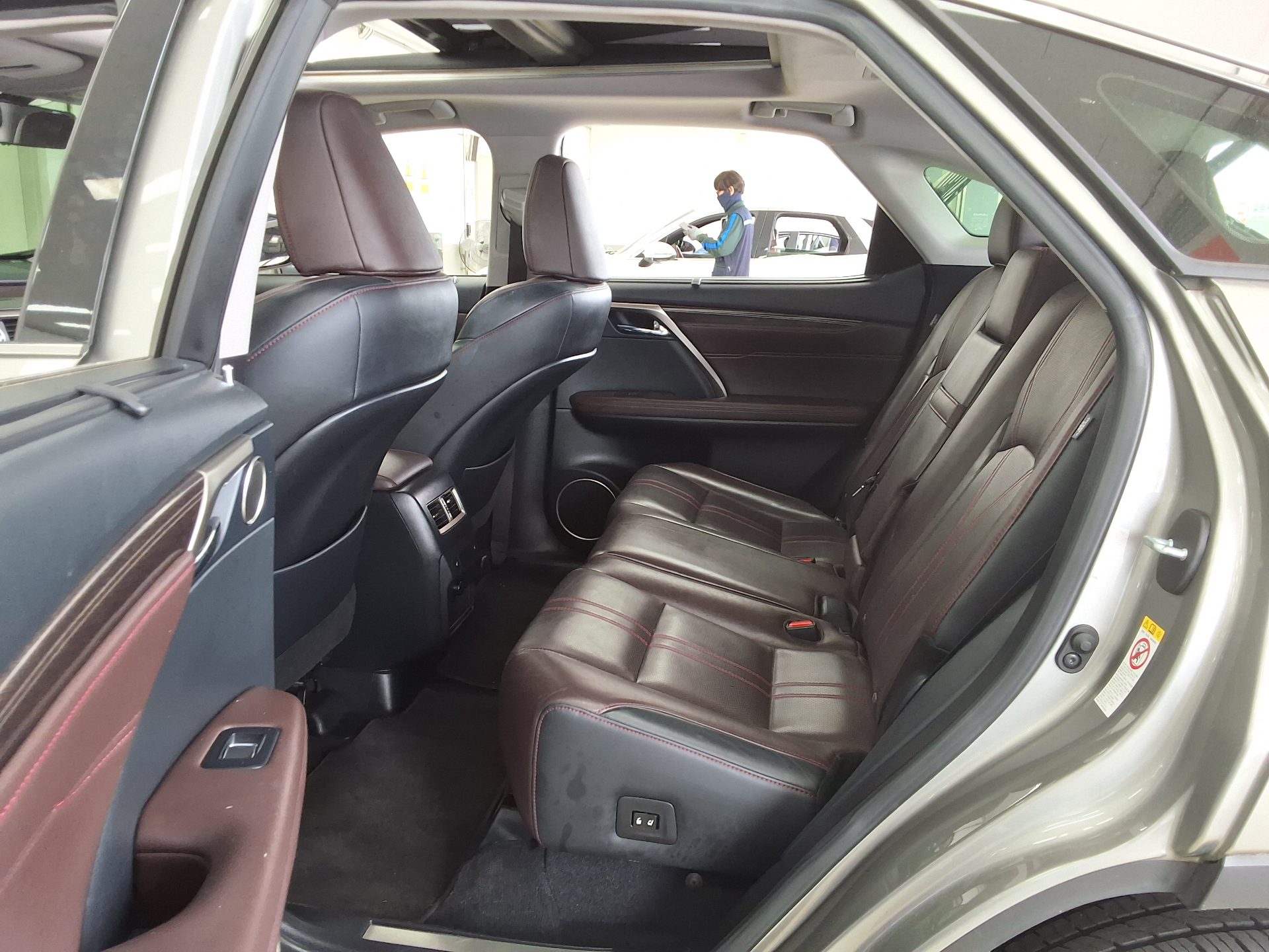 LEXUS RX - 12
