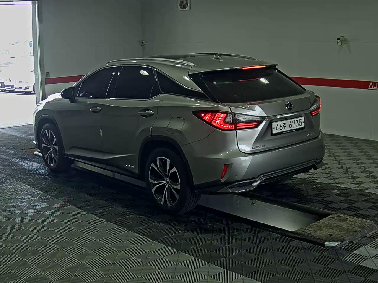 LEXUS RX - 5