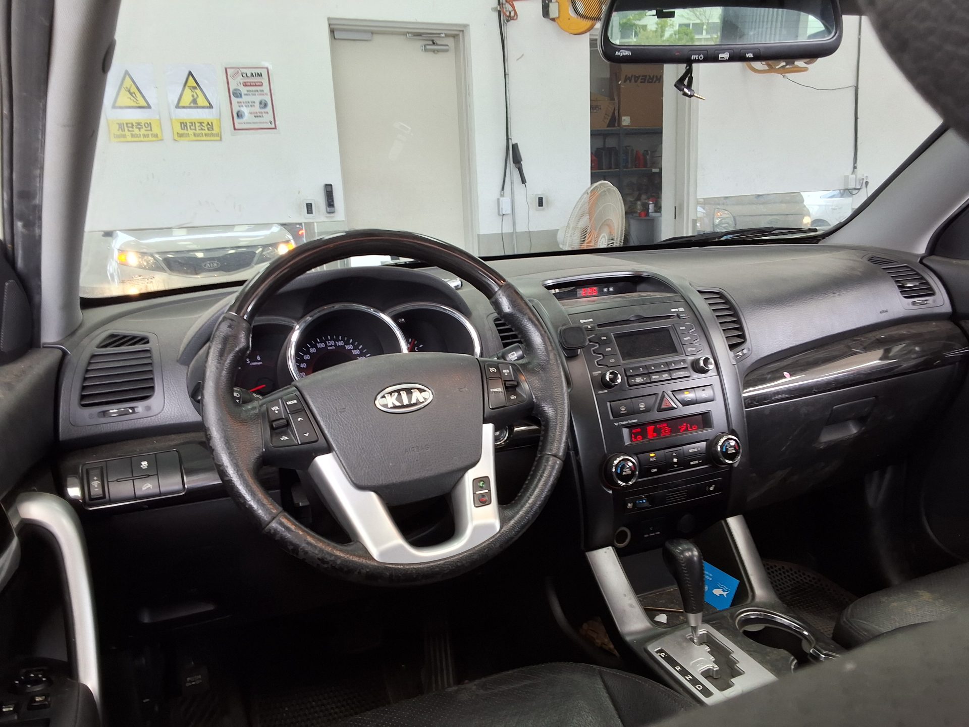 Kia Sorento - 11