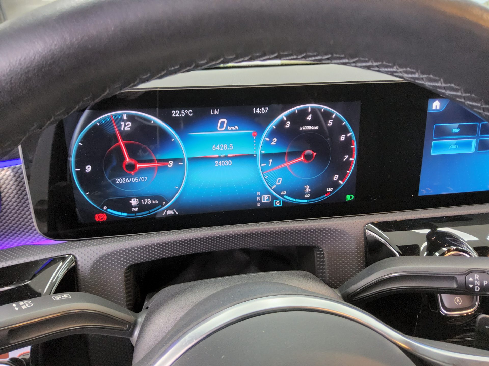 2022 - mercedes-benz a220