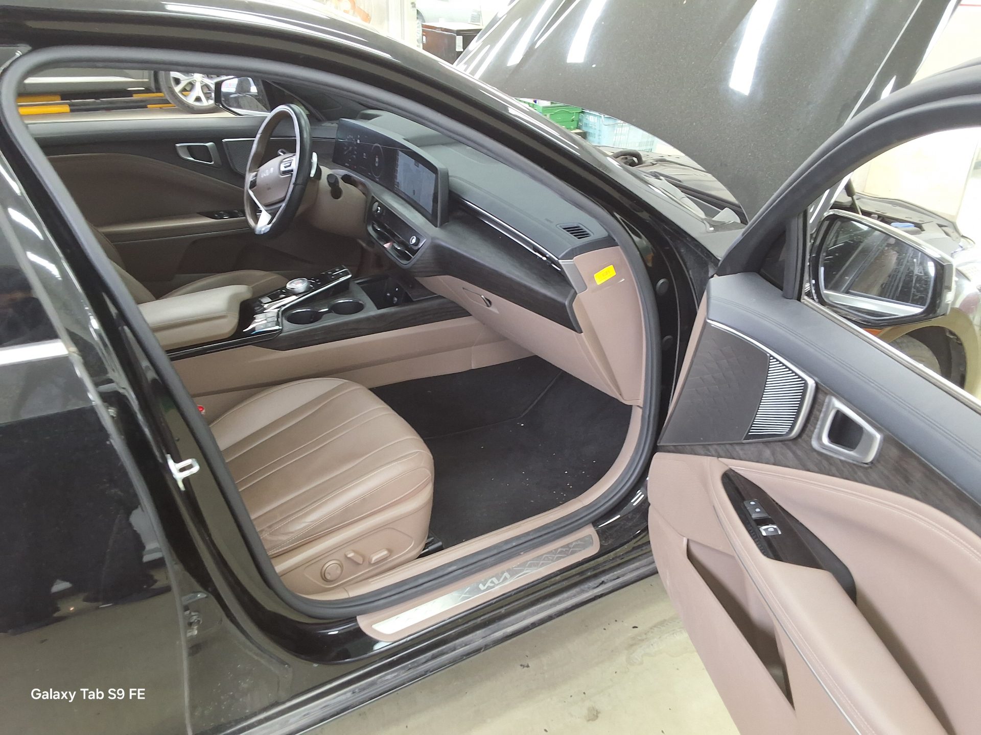 Kia K8 - 13