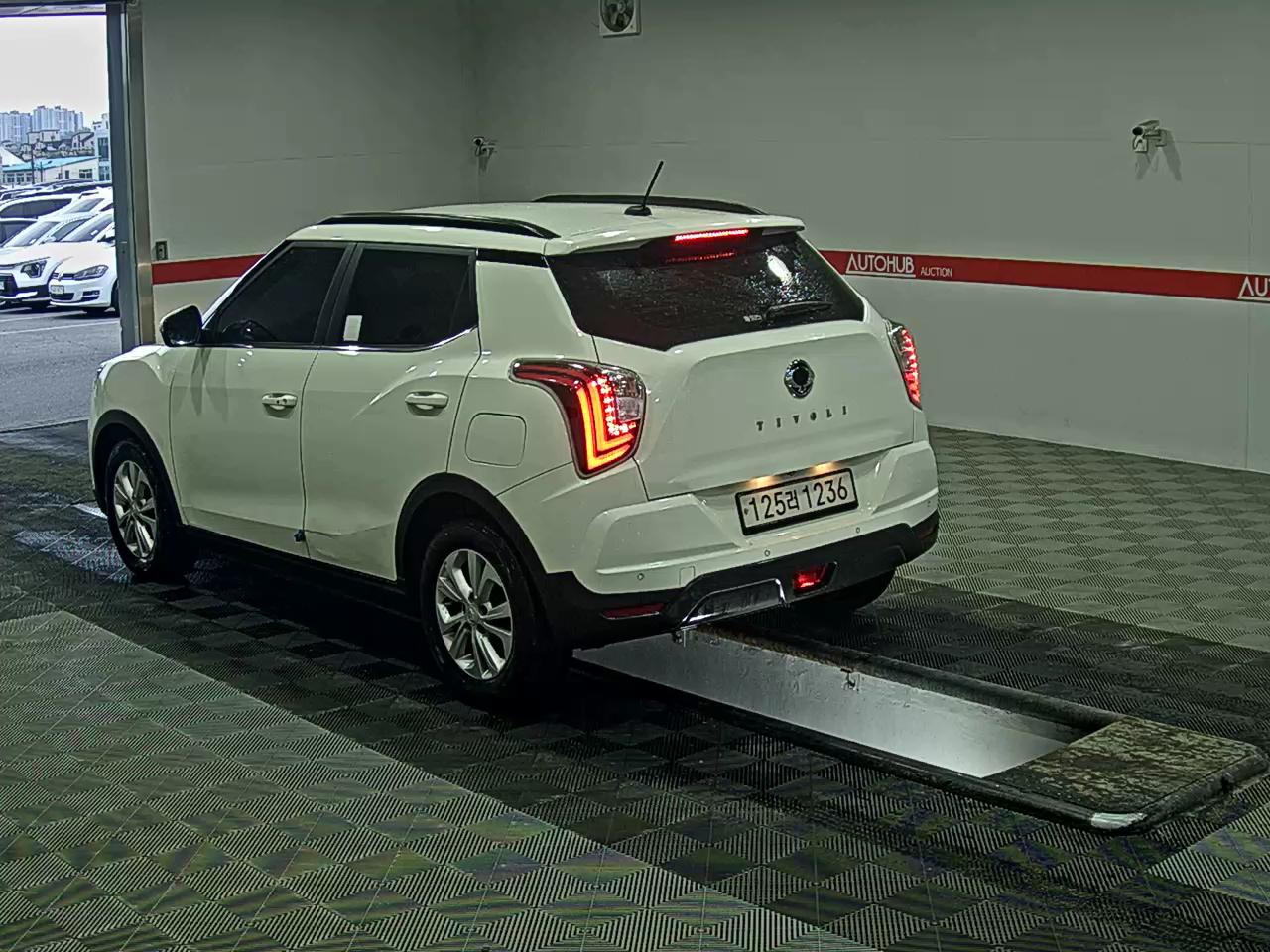 KG Mobility Tivoli - 5