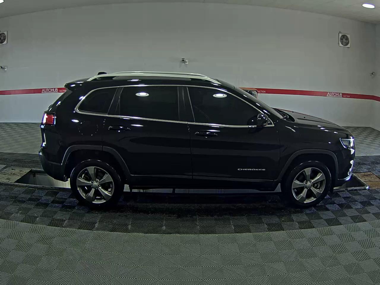 JEEP 체로키 - 3