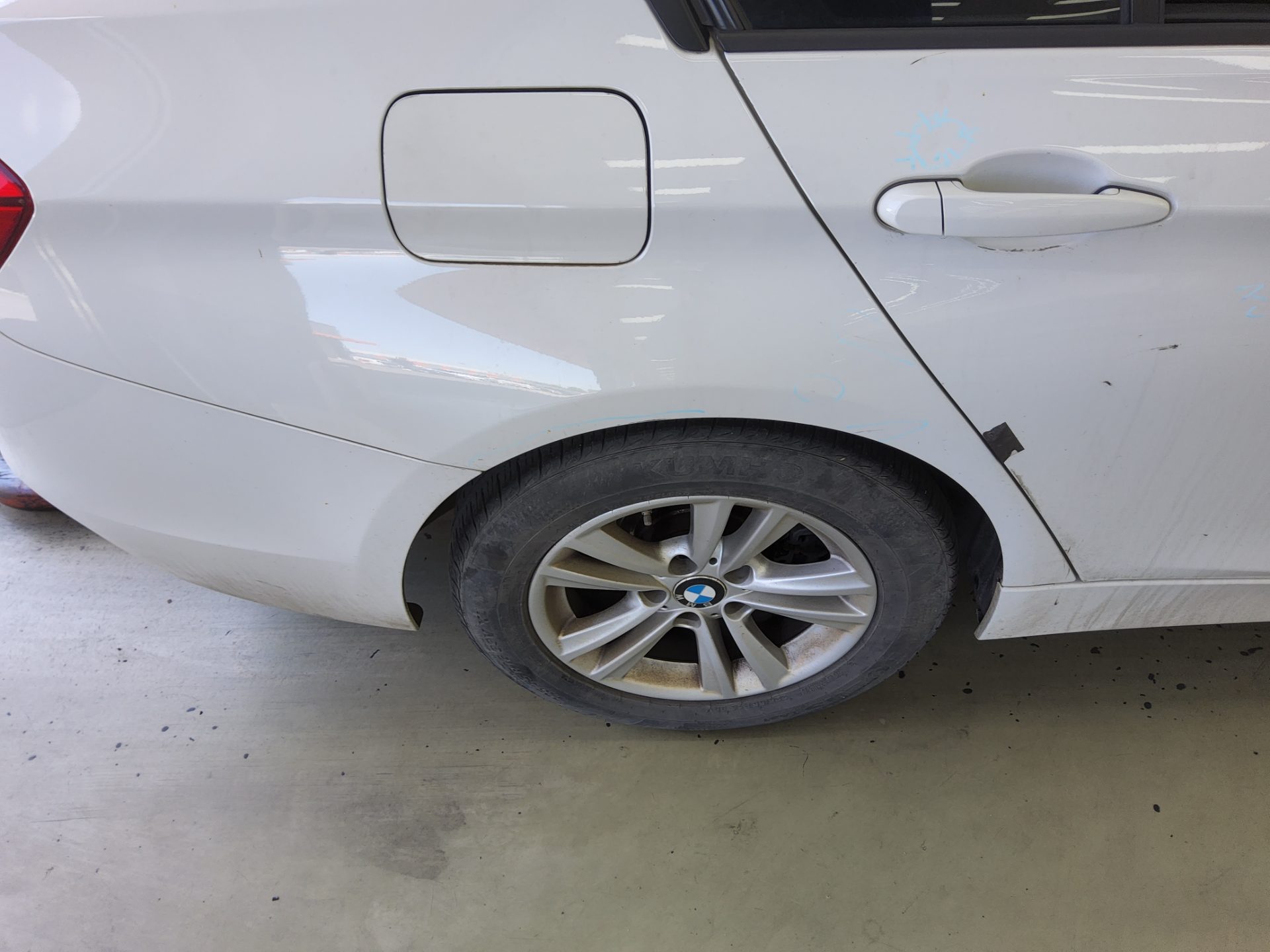 BMW 3 Series - 21