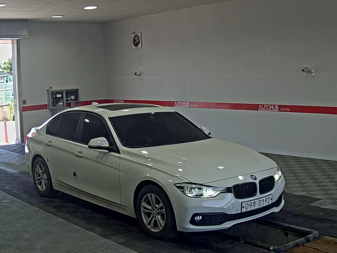 BMW 3 Series - 2