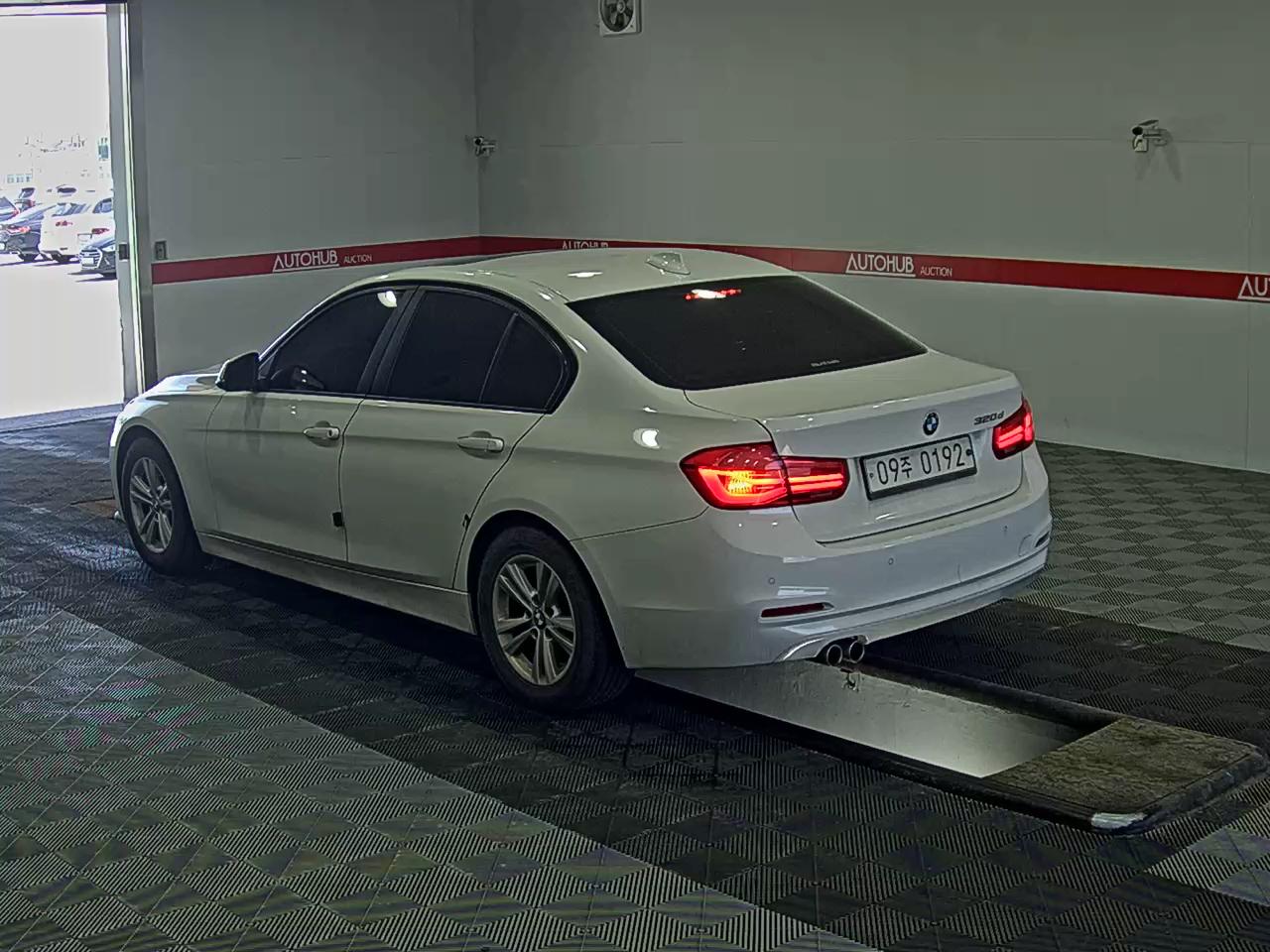 BMW 3 Series - 5