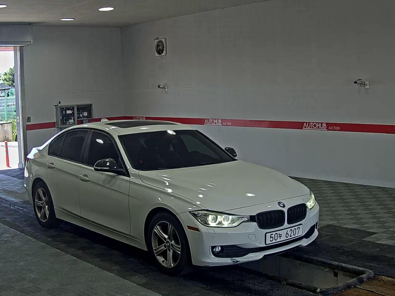 BMW 3 시리즈 - 2