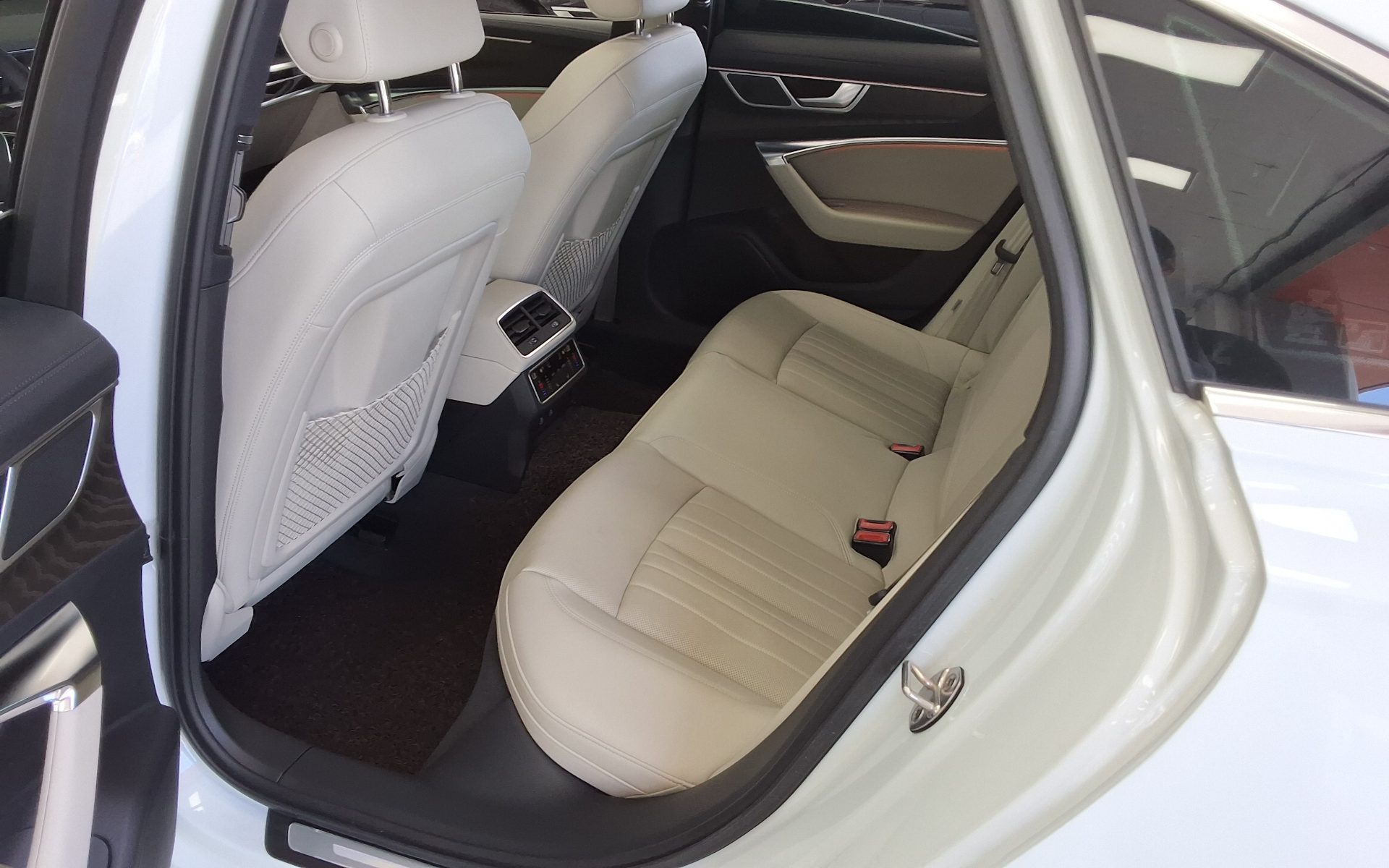 2023 - audi a6