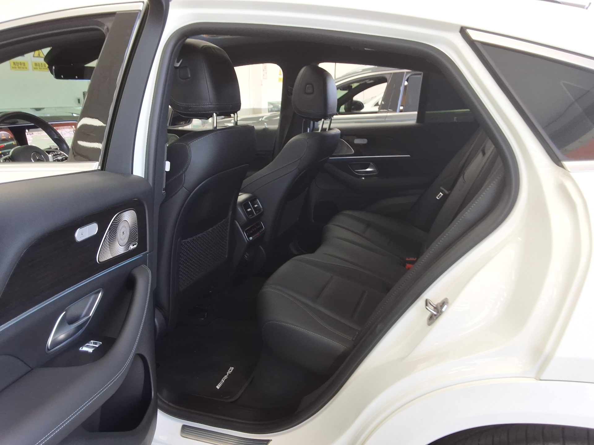 2023 - mercedes-benz gle 400d