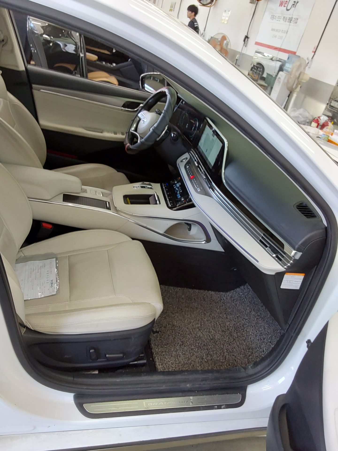 2022 - hyundai grandeur
