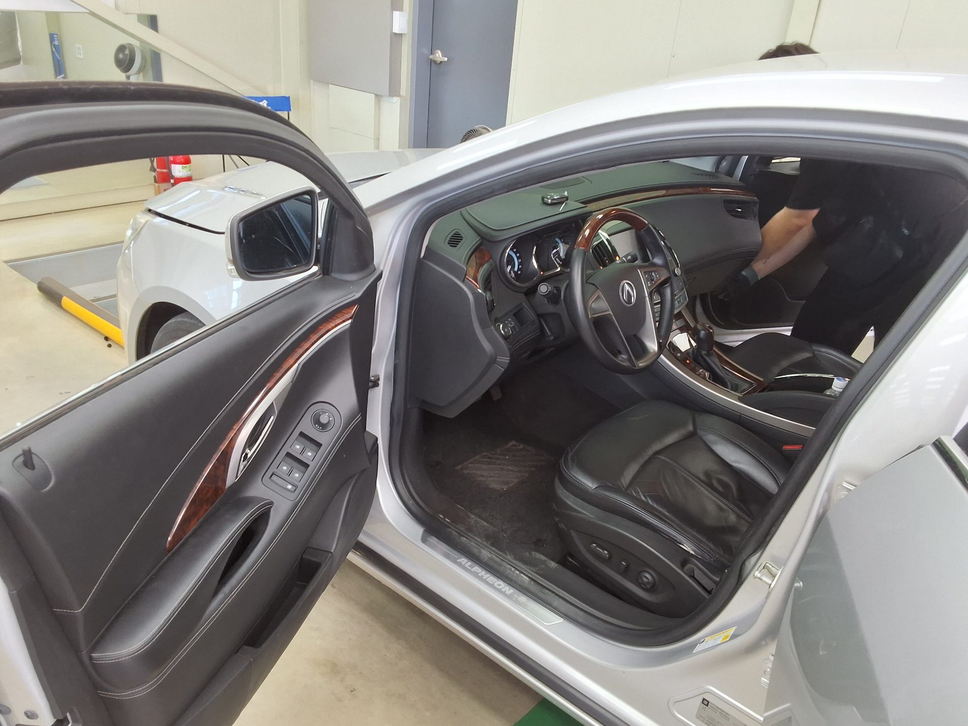 2012 - chevrolet alpheon