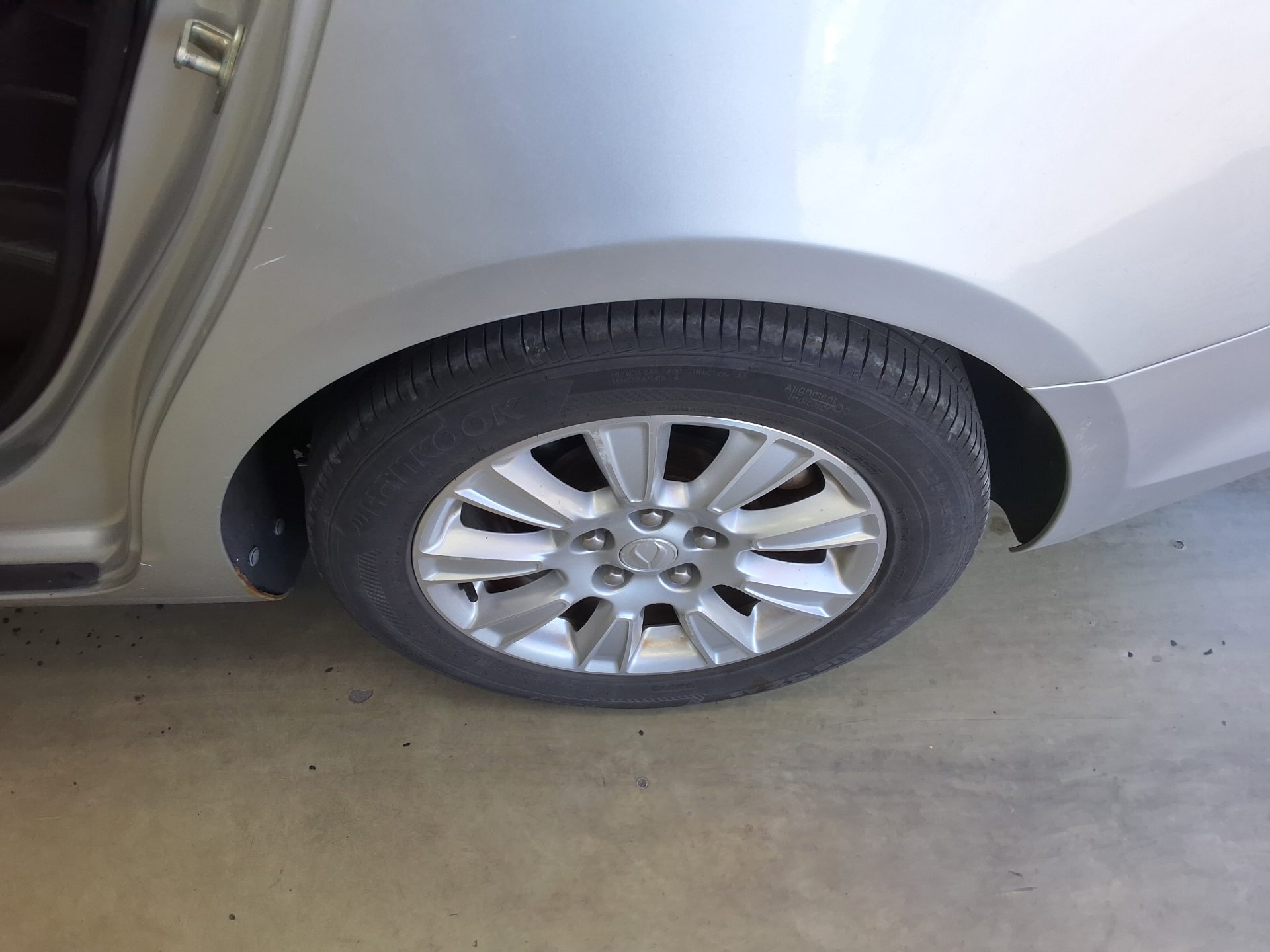 2012 - chevrolet alpheon