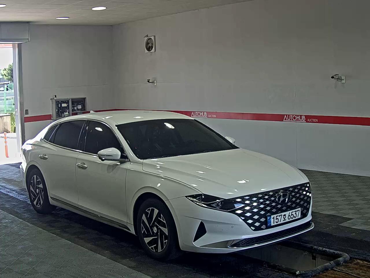 2022 - hyundai grandeur