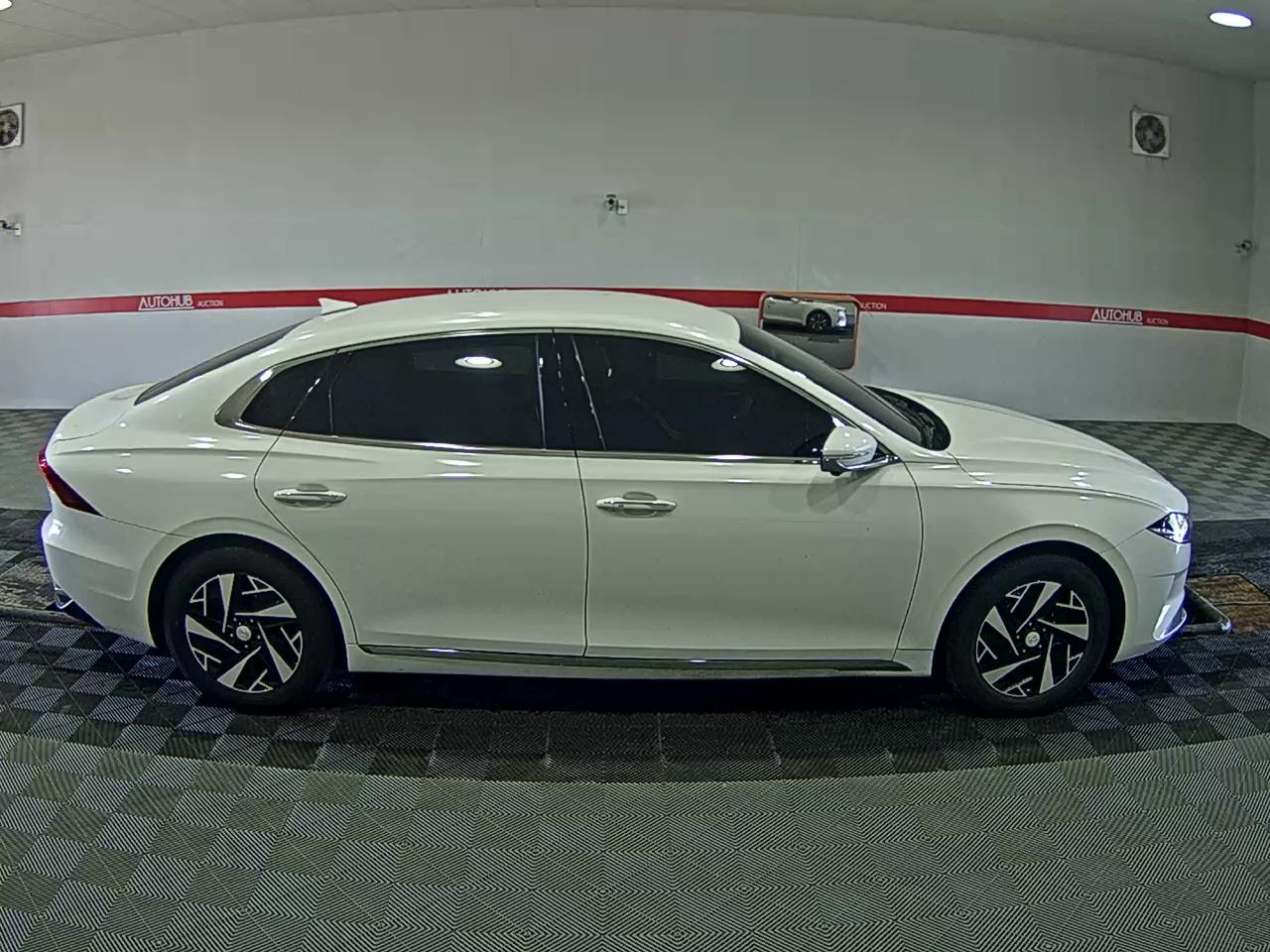 2022 - hyundai grandeur