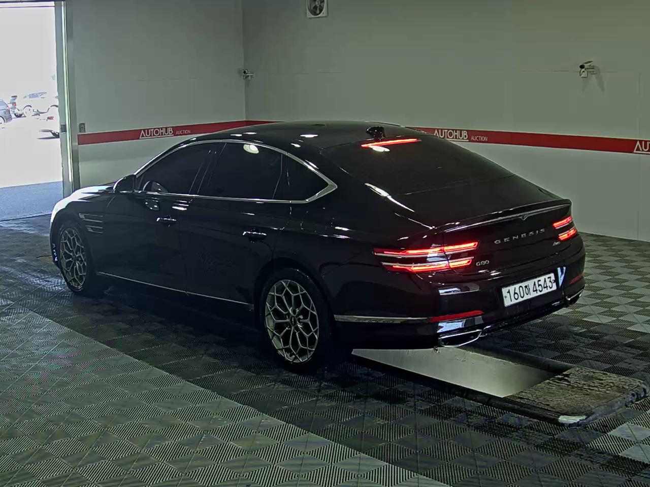 2021 - genesis g80