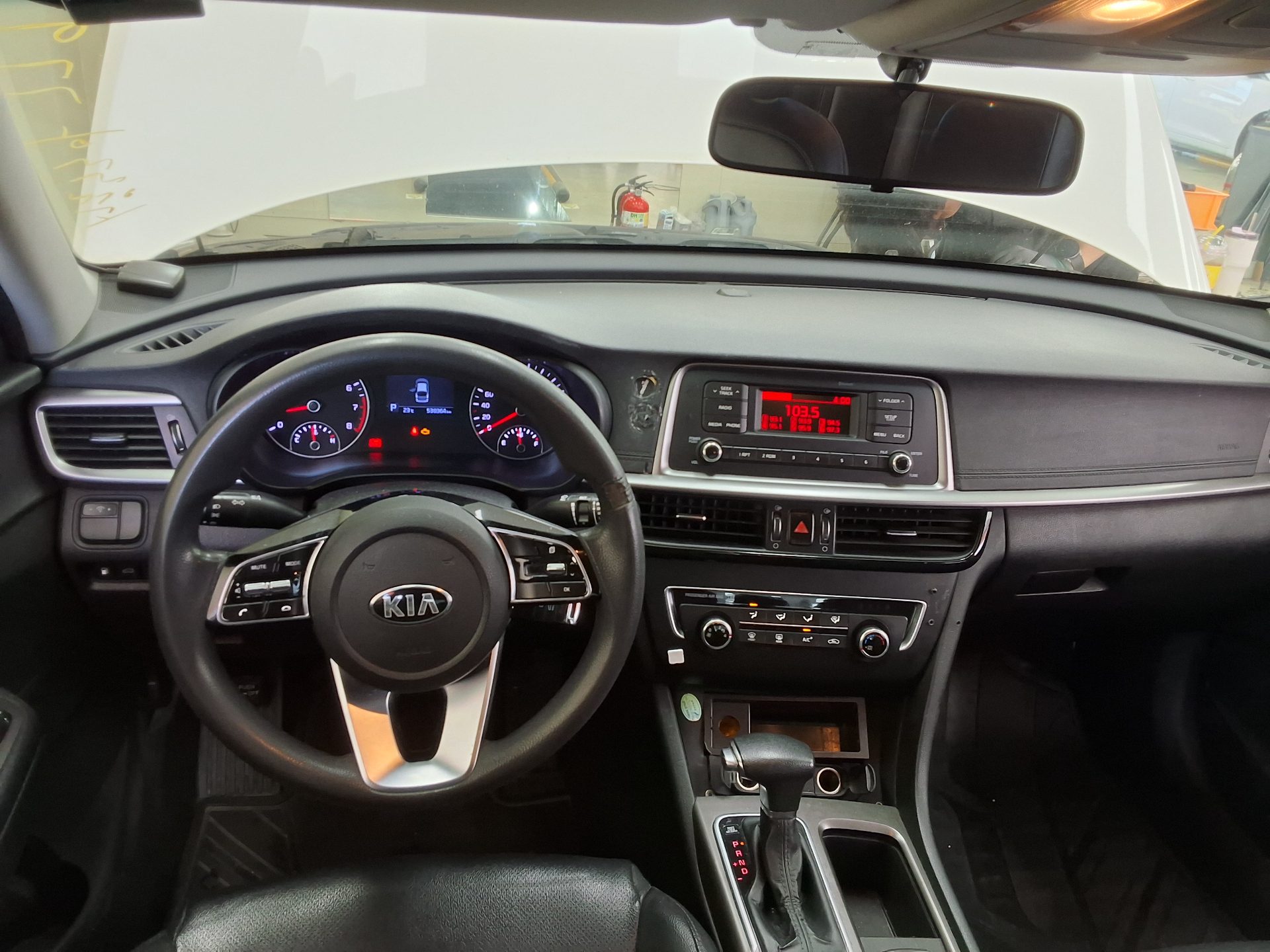 2021 - kia k5