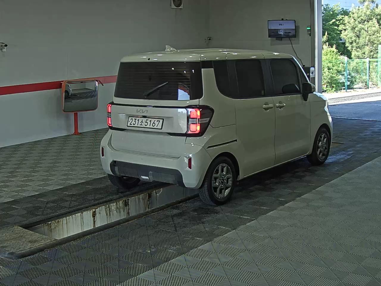 Kia Ray - 4