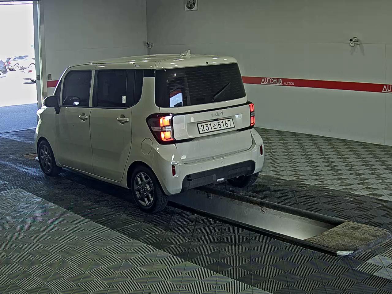 Kia Ray - 5