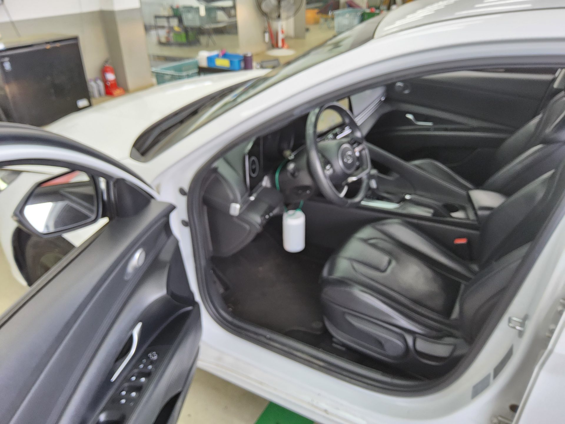 Hyundai Elantra - 9
