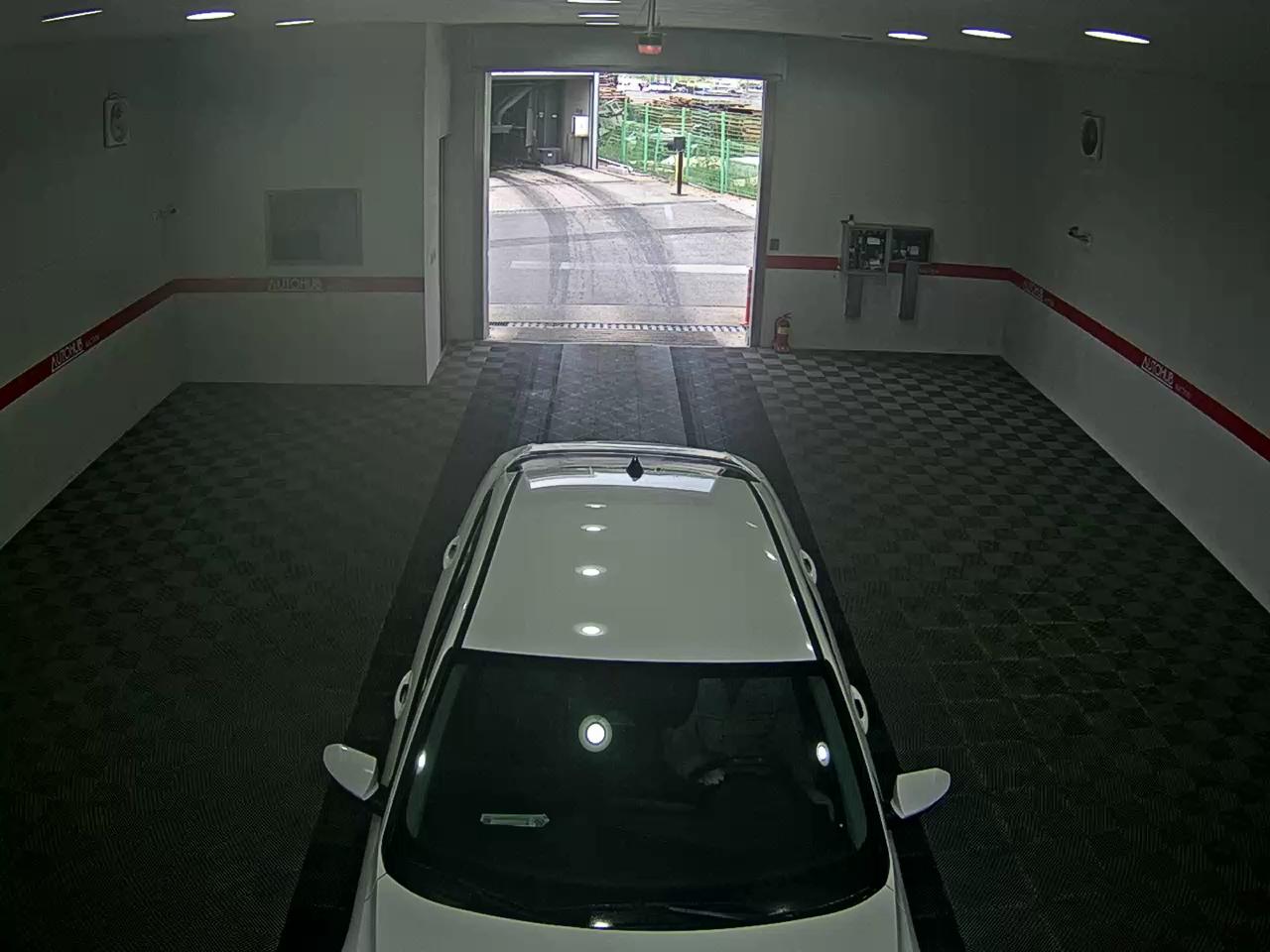 Hyundai Elantra - 6