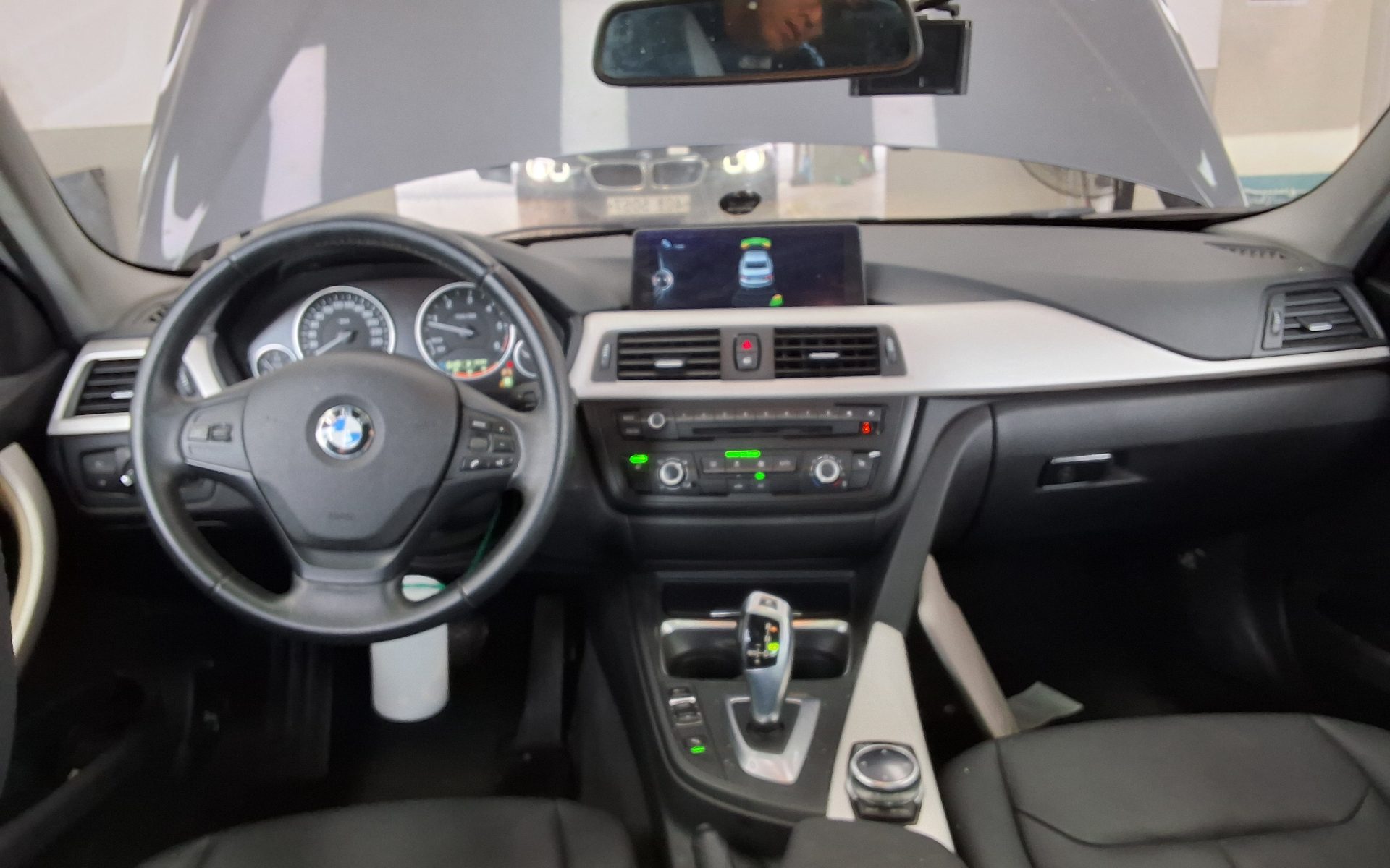 BMW 3 Series - 10