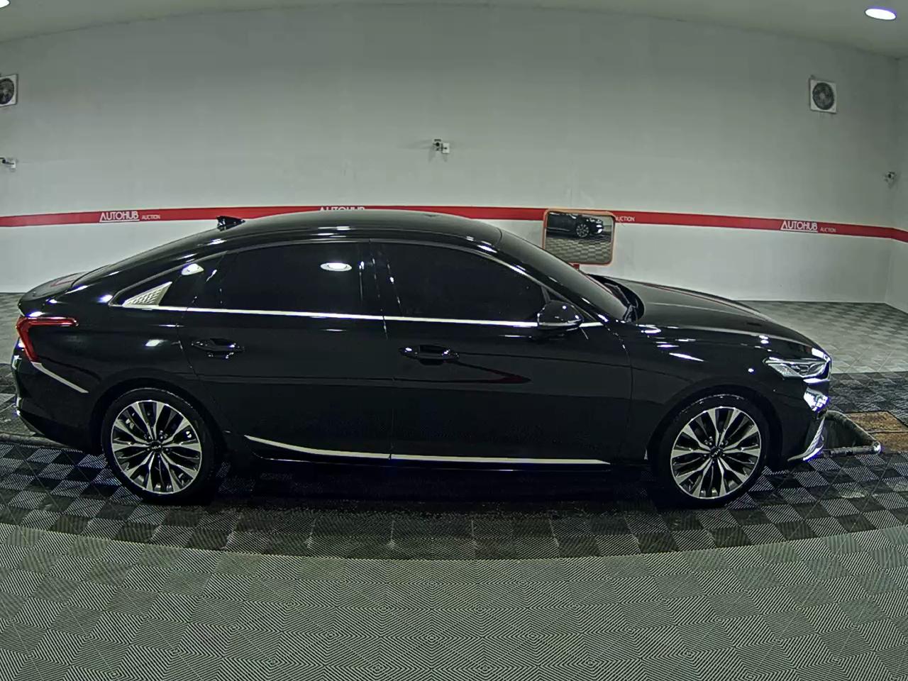 Kia K8 - 3