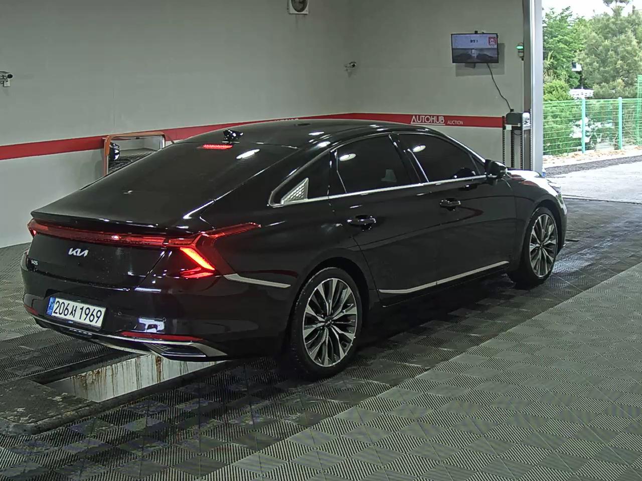 Kia K8 - 4