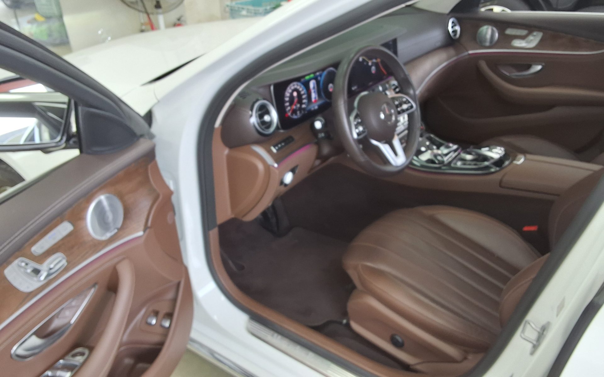 2020 - mercedes-benz e300e