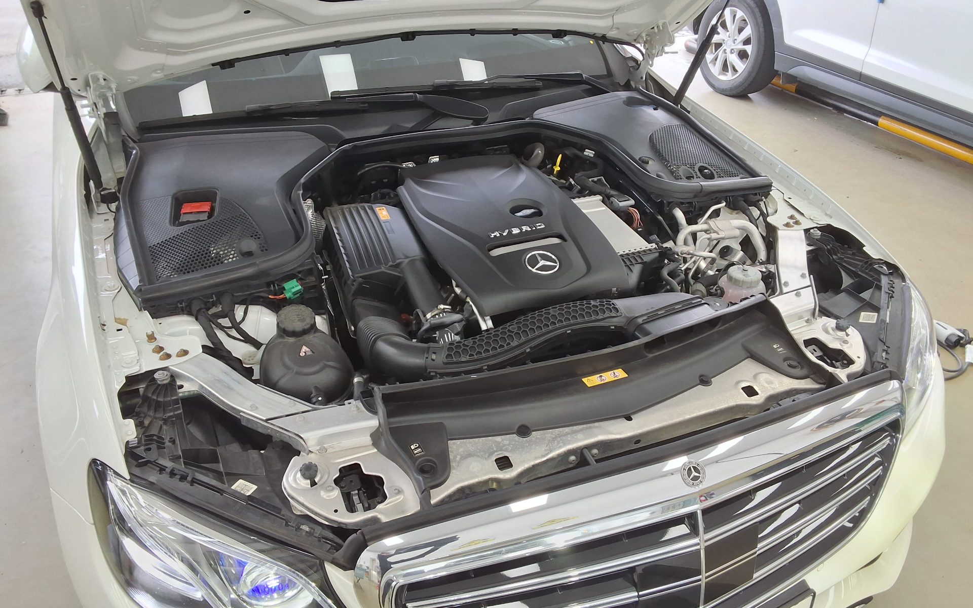 2020 - mercedes-benz e300e