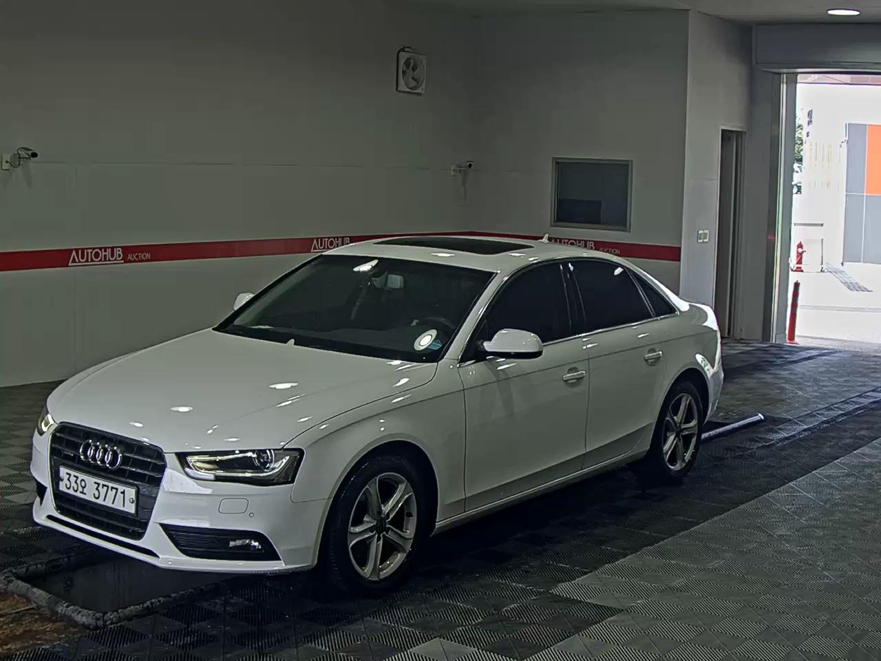 아우디 A4