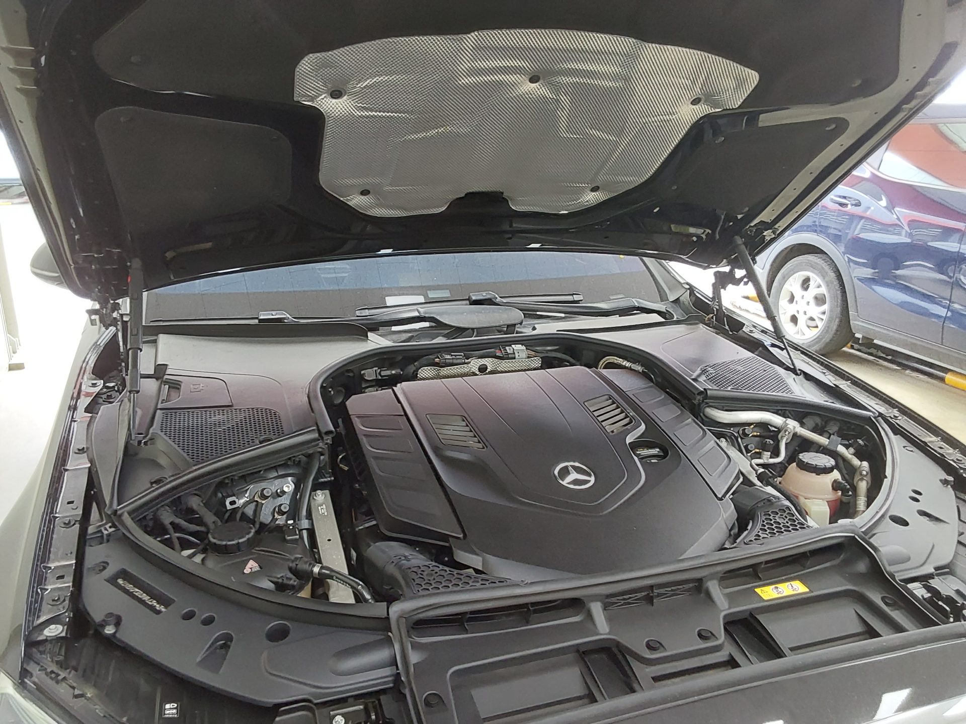 2022 - mercedes-benz s580
