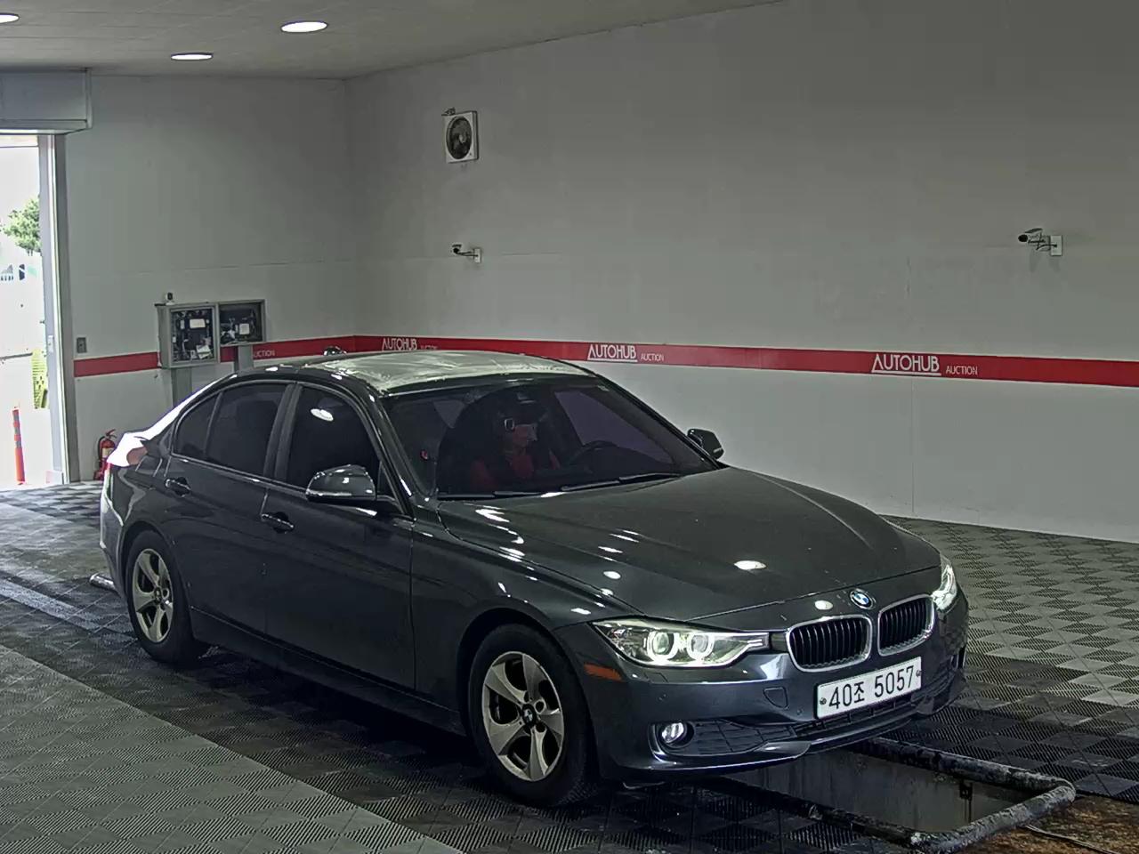 BMW 3 Series - 2