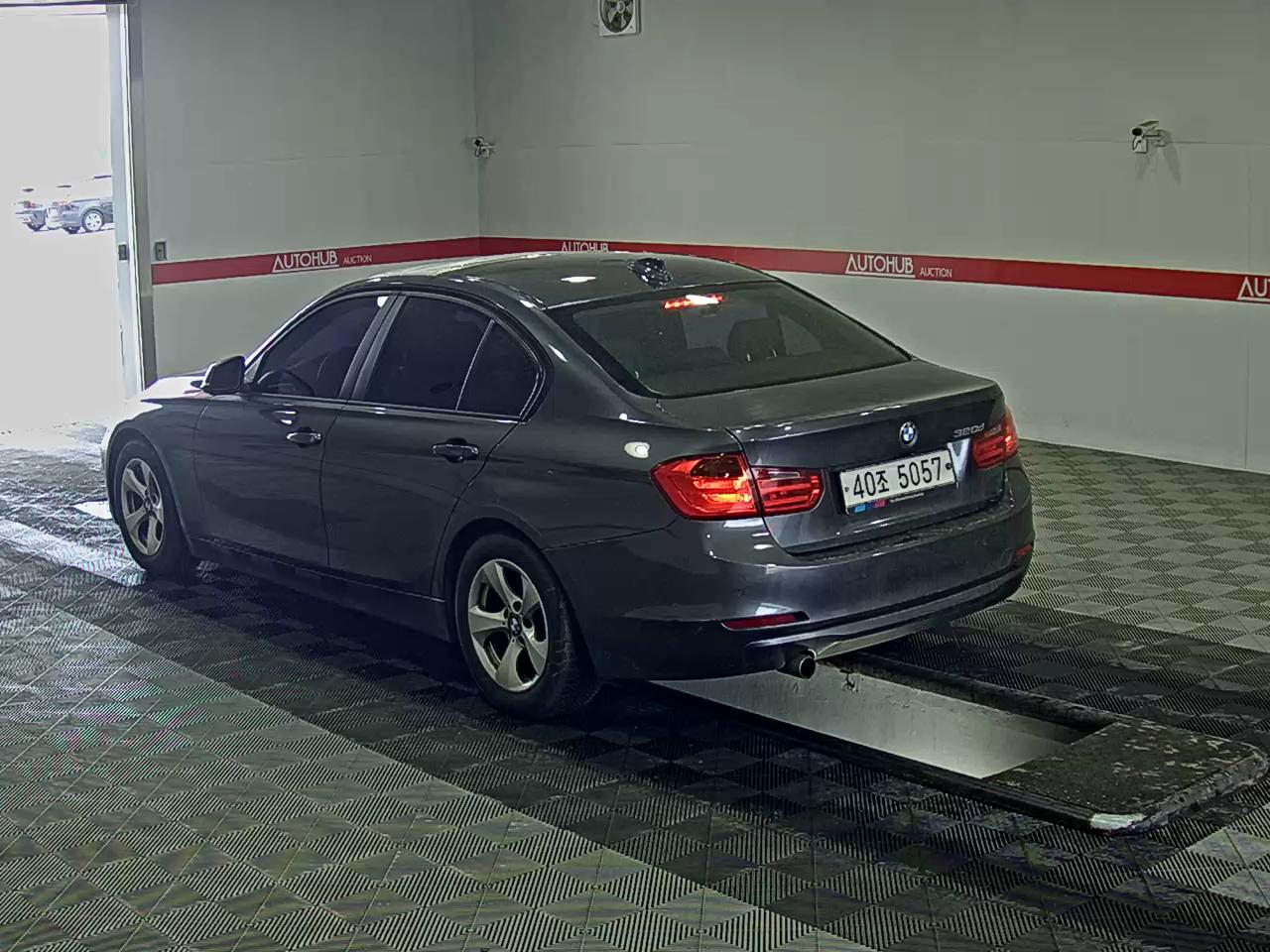 BMW 3 Series - 5