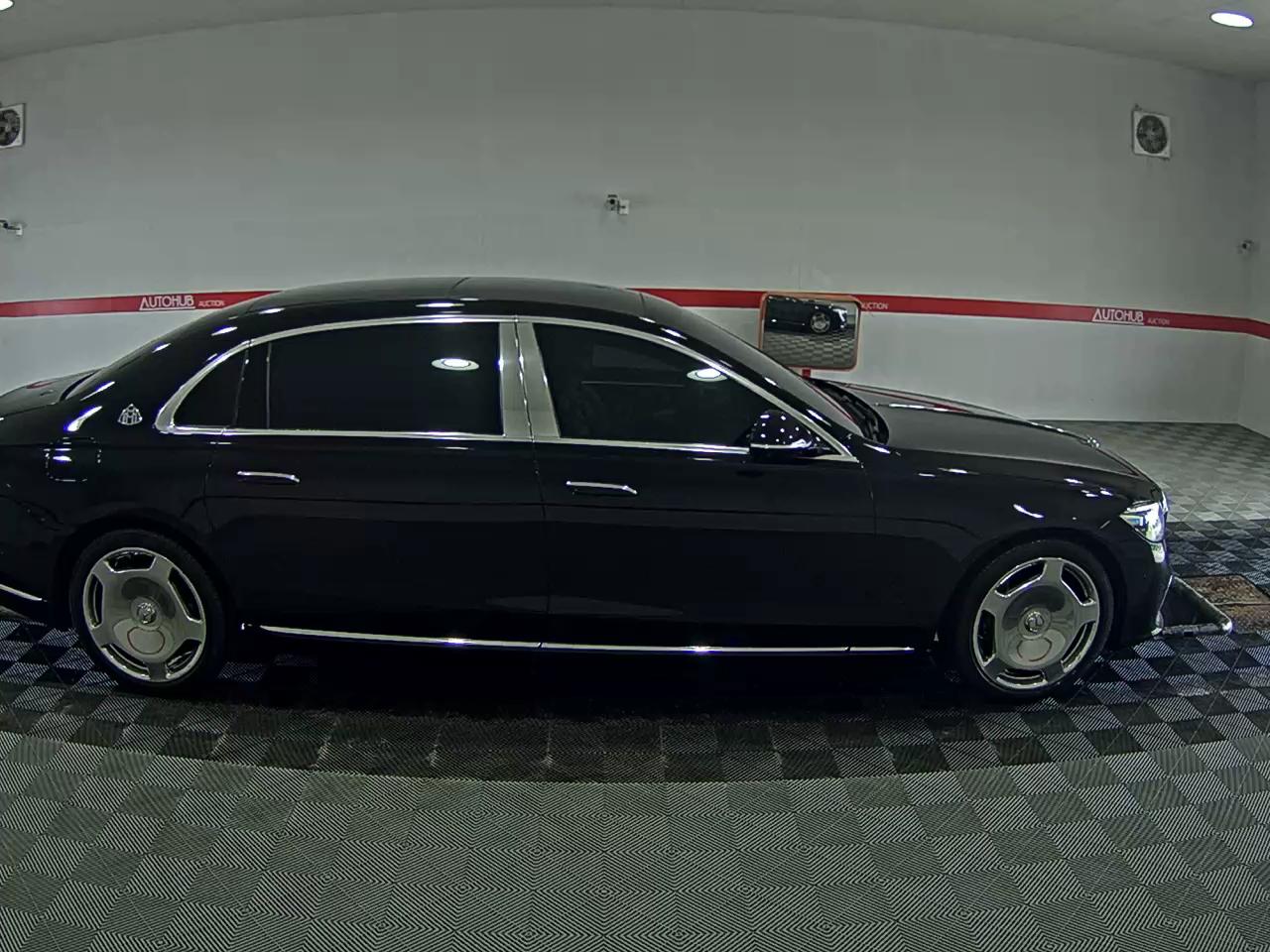 2022 - mercedes-benz s580