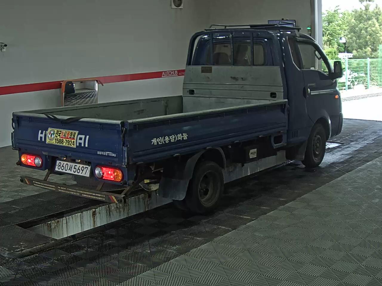 Hyundai Porter - 4