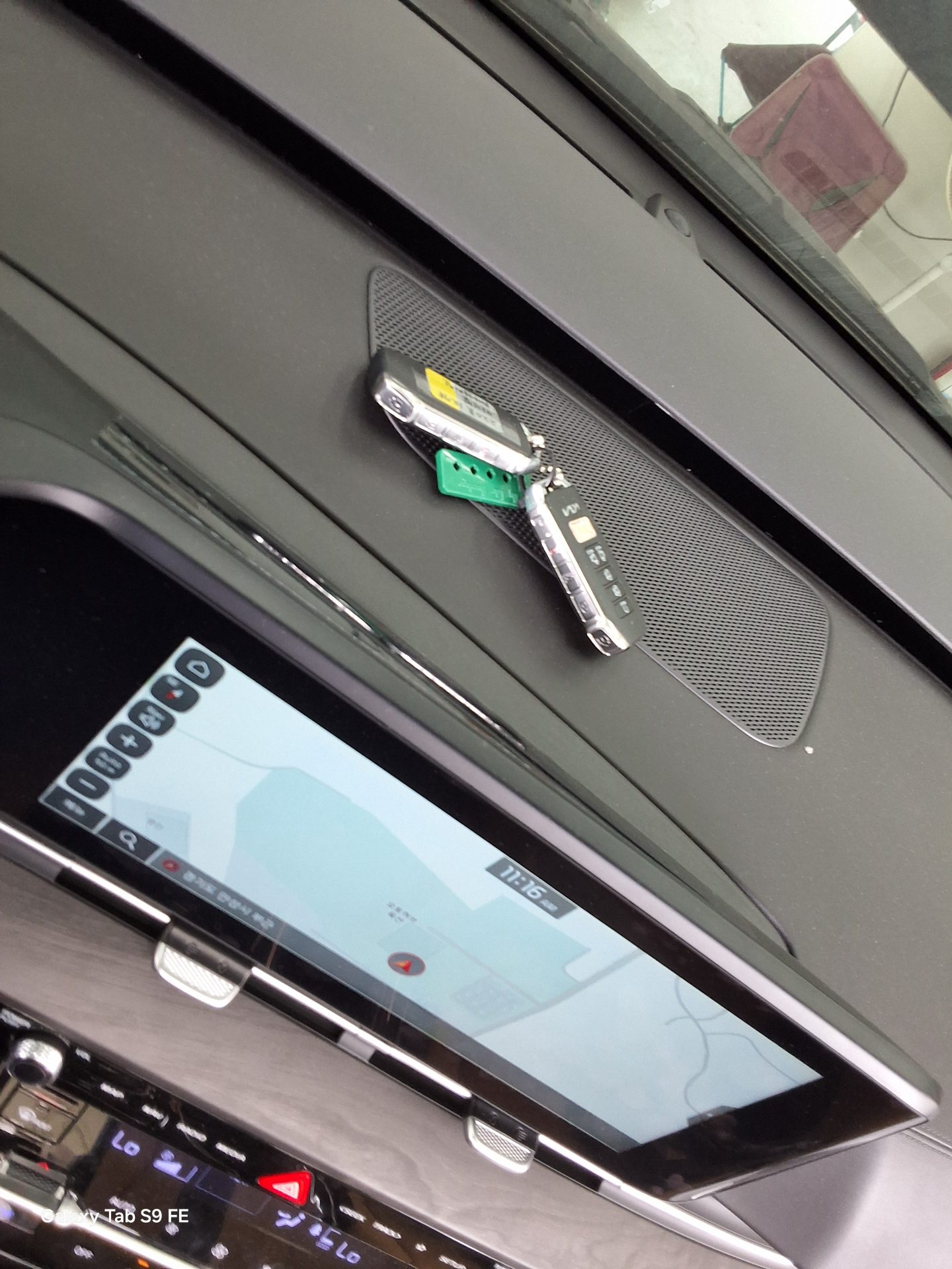 Kia Carnival - 18