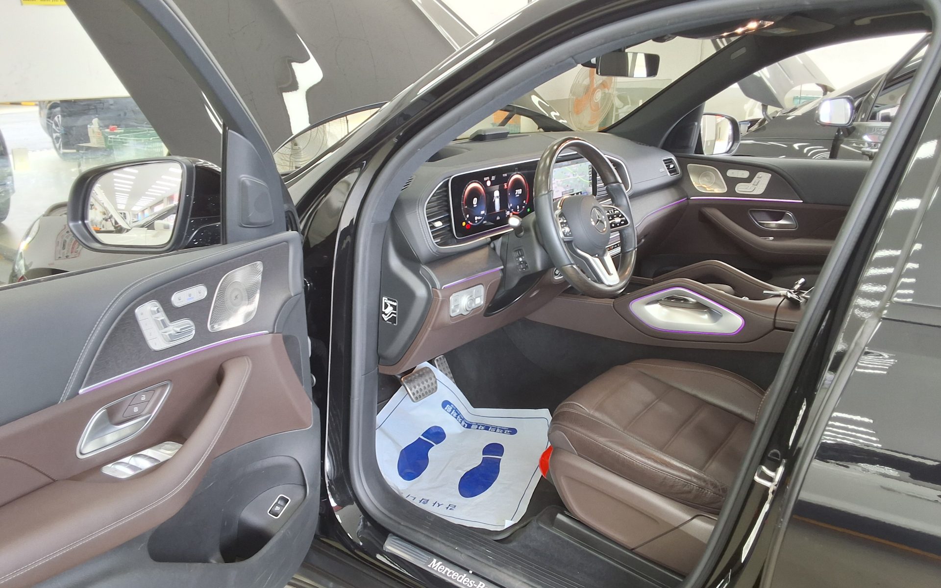 2022 - mercedes-benz gls 400d
