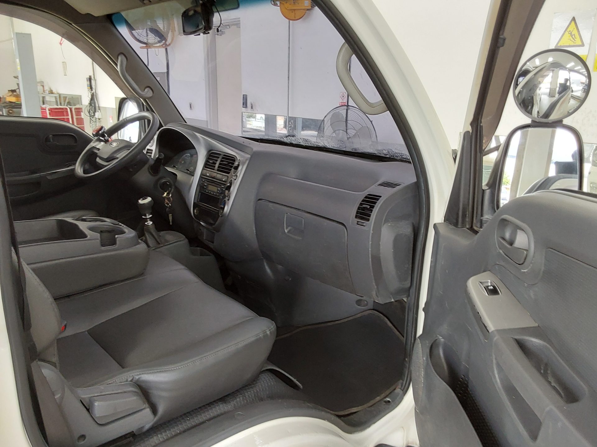Kia Bongo - 11