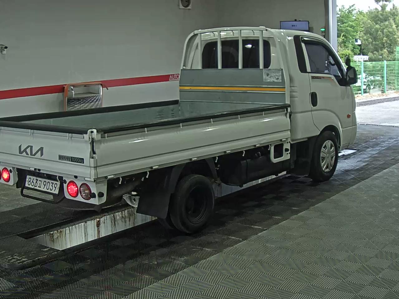 Kia Bongo - 4