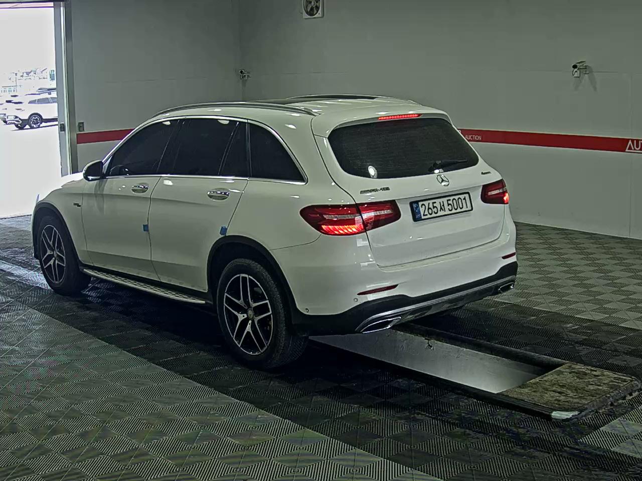 2017 - mercedes-benz glc 220d