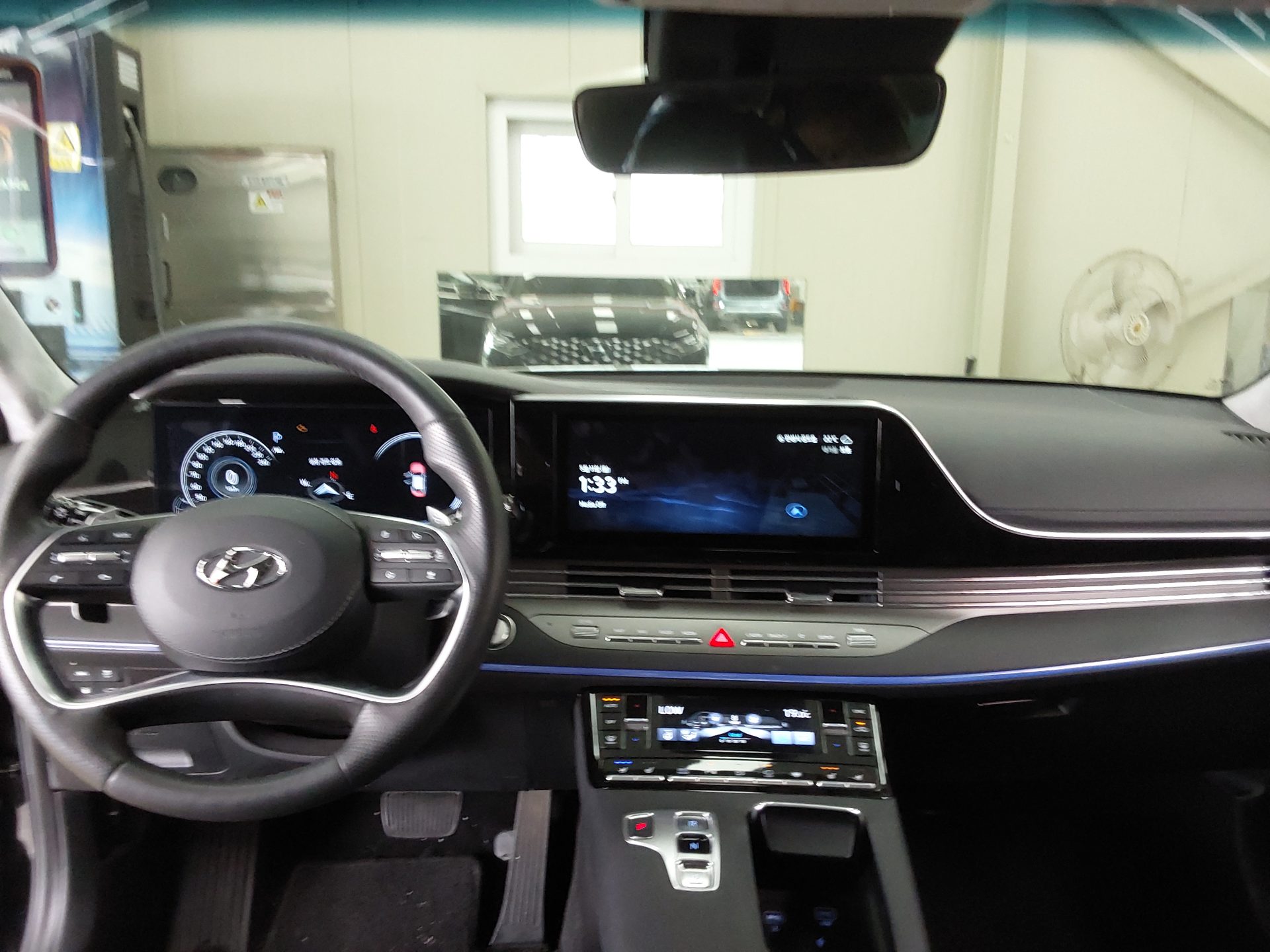 2022 - hyundai grandeur