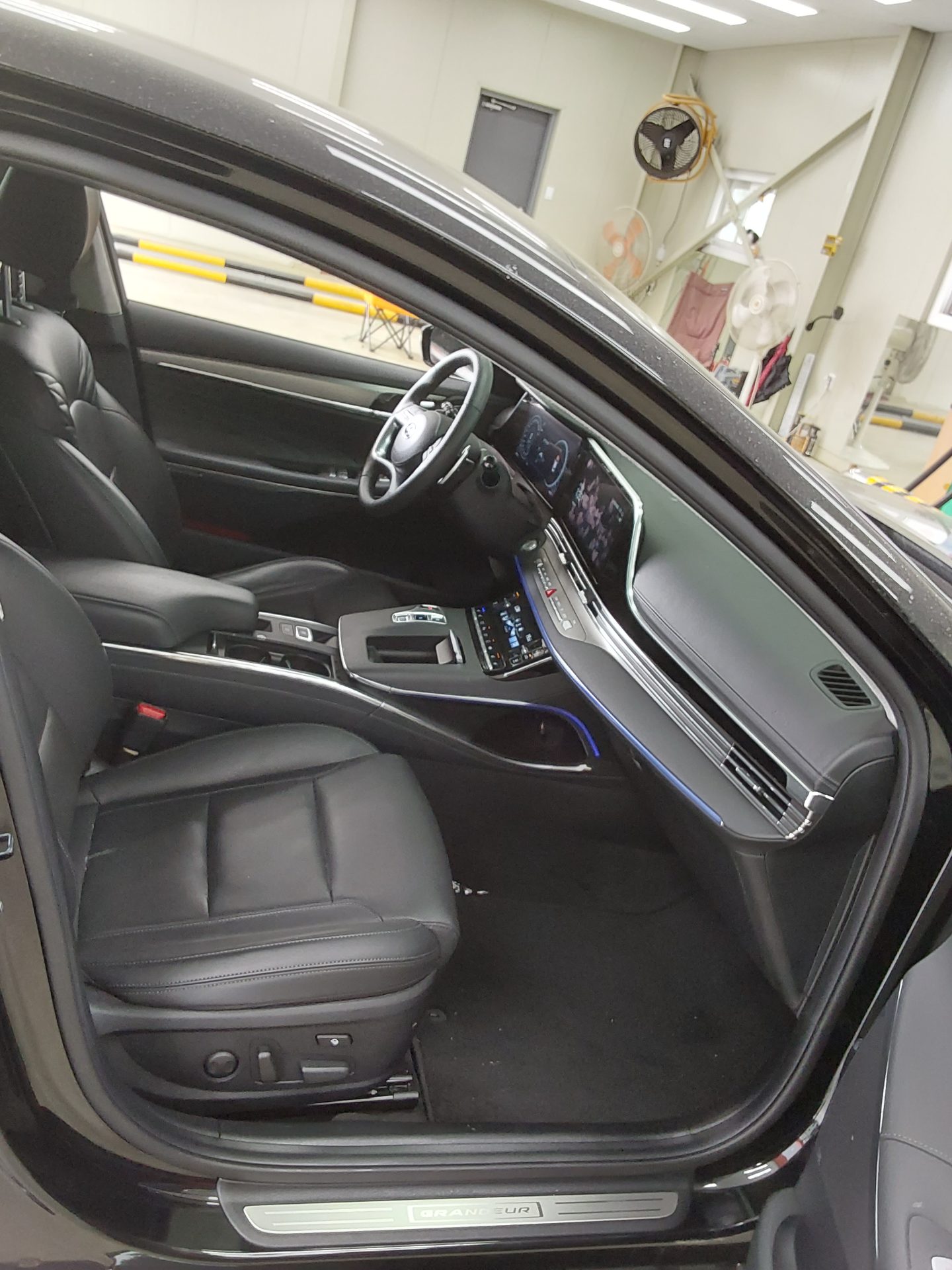2022 - hyundai grandeur
